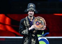 Чемпион US Open-2021, 14-я ракетка мира российский теннисист Даниил Медведев 19 октября стал победителем турнира категории ATP-250 в казахстанской Алма-Ате, победив в финале француза Корентена Муте со счётом 2-1 (7:5, 4:6, 6:3). Этот титул стал для него особым, несмотря на то, что турнир был далеко не самым престижным по категории.