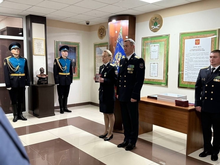 В Чебоксарах открыли бюст Александру II ко Дню службы судебных приставов