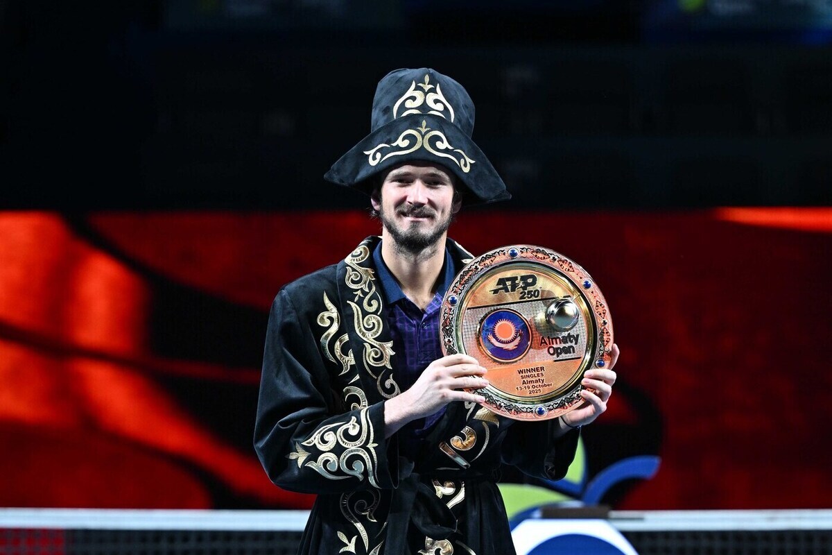 Титул в Алма-Ате для теннисиста 21-й, но во многих отношениях дебютный