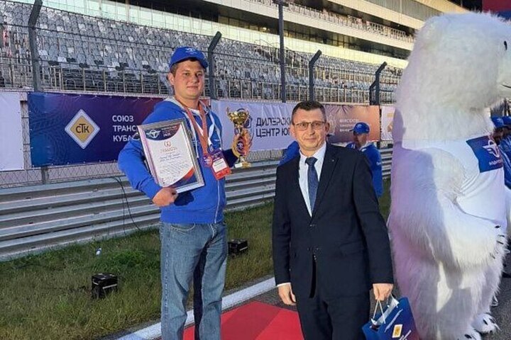 Сочинский водитель завоевал бронзу на конкурсе «Водитель года – 2025»