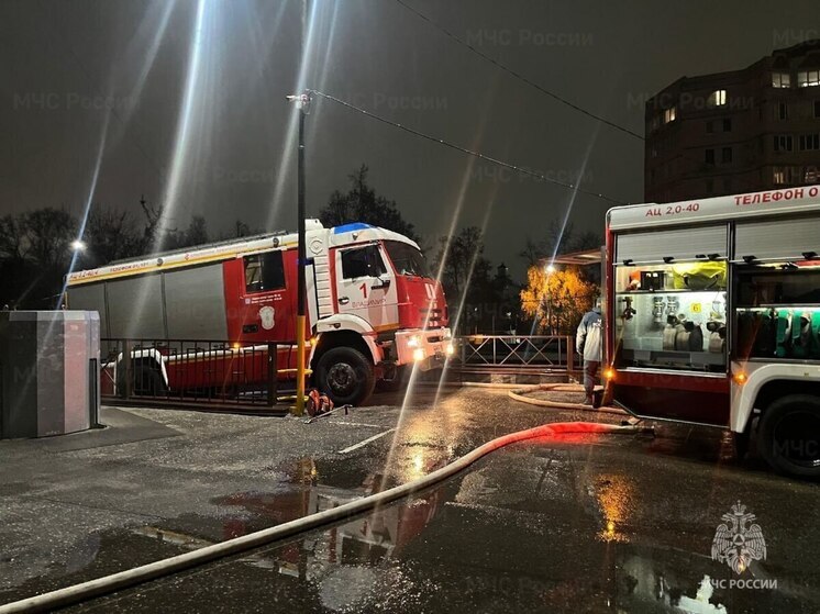 Десять детей эвакуированы с крупного пожара во Владимире