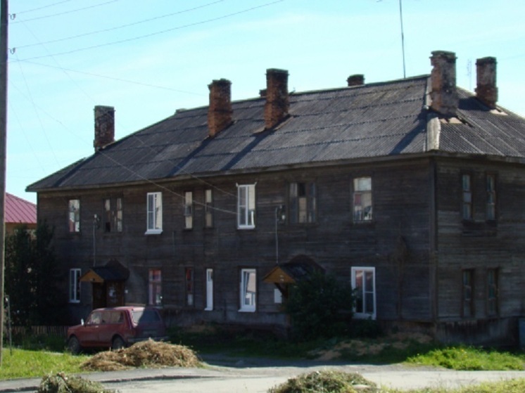 Прохожий спас жительницу Кондопоги, которая провалилась в выгребную яму