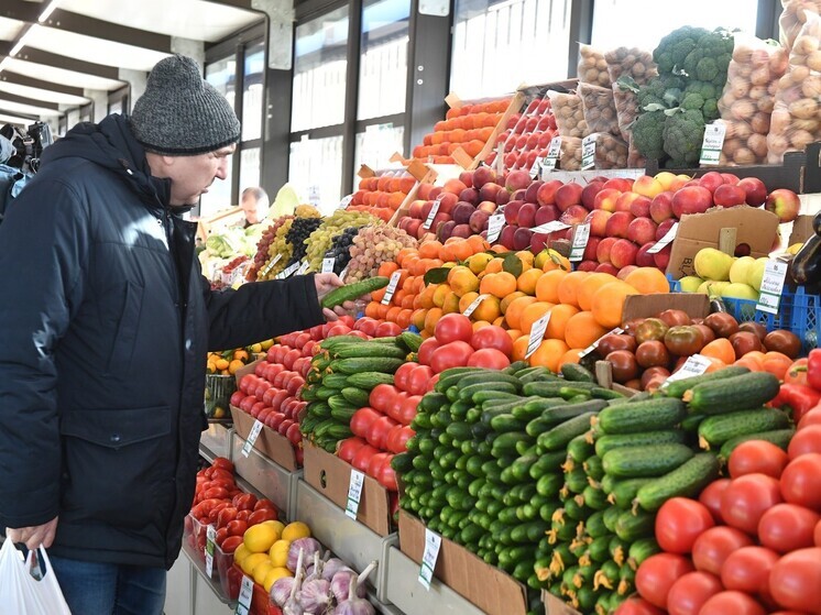 Экономист Холод в ближайшие недели стоимость овощей и фруктов может вырасти на 10-15%