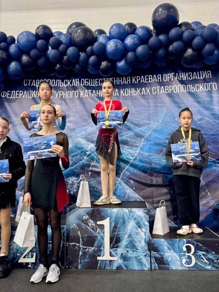 Юные калмыцкие фигуристки выступили на первенстве в Ставрополе