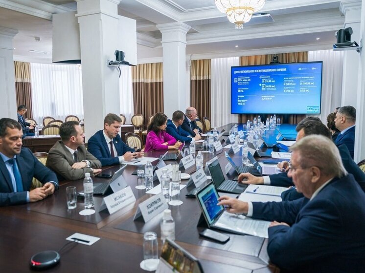 В Когалыме отметили достижения дорожников Югры и наградили лучших специалистов отрасли