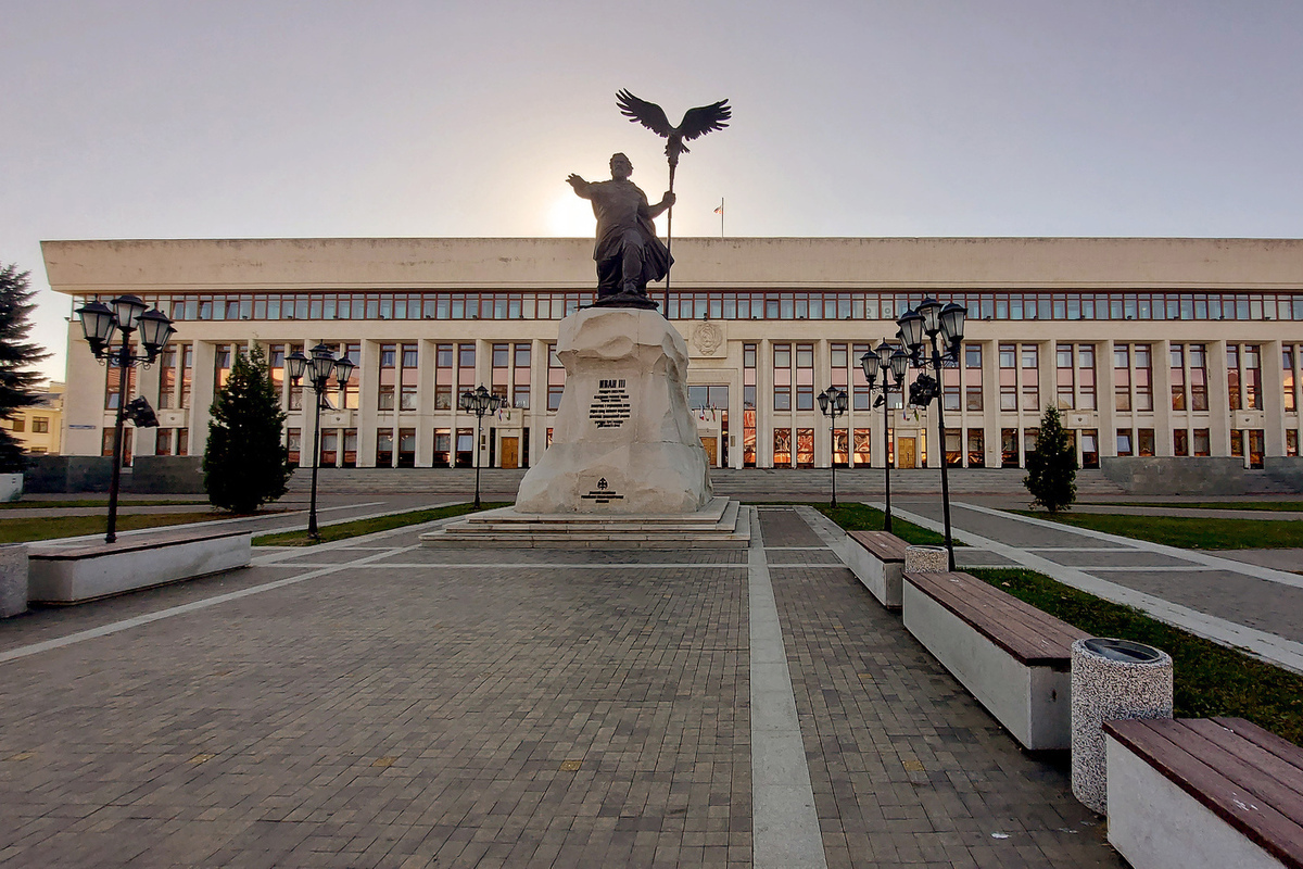 Premio Statale per la Vice Governatrice dell'Oblast' di Kaluga: Riconoscimento per il Servizio Pubblico