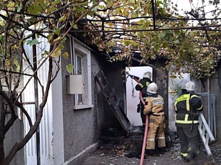 В Бахчисарайском районе потушили пожар в жилом доме