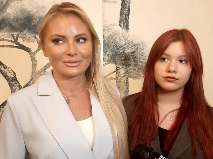 Дочь Даны Борисовой рассказала, как живет со взрослым мужчиной
