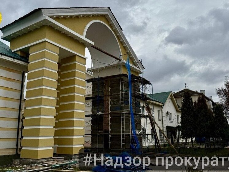 Бутов получил представление прокуратуры из-за "триумфальной" арки Новомосковска