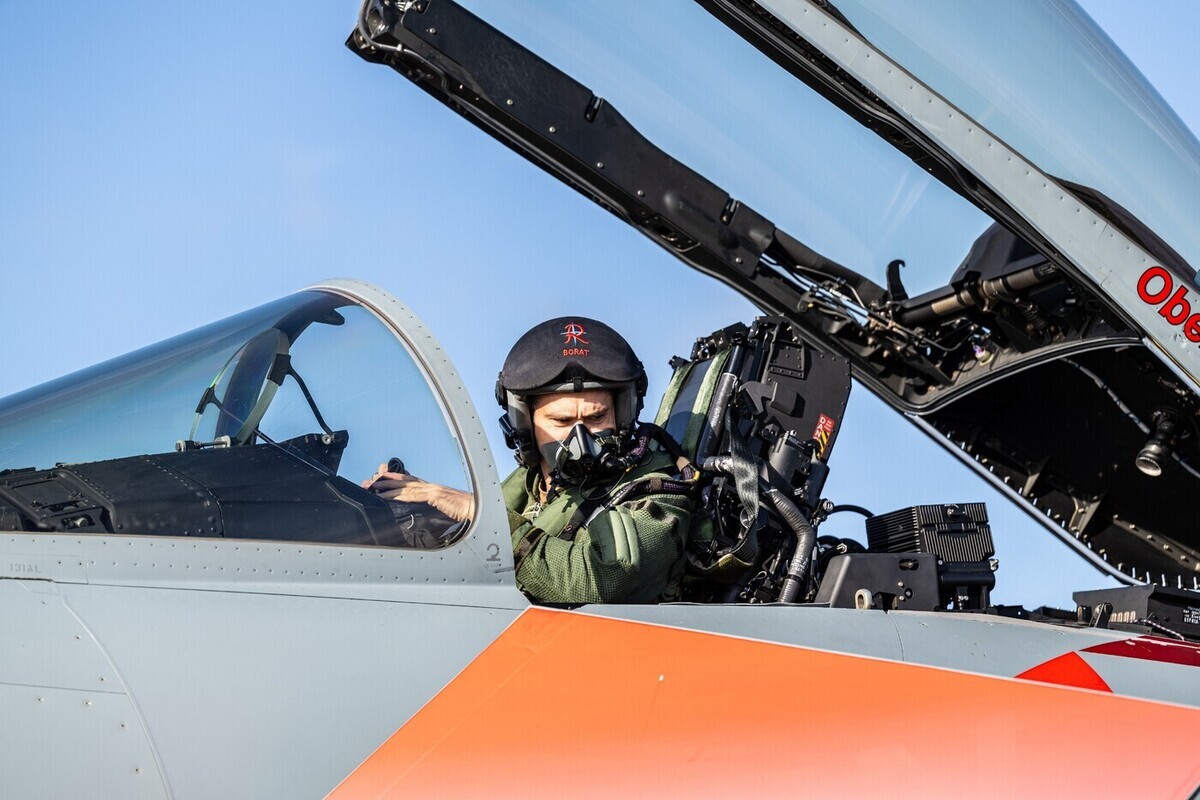 Польша угрожает Путину: перехватим, посадим и арестуем