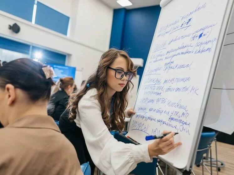 Эксперты и молодежь обсудили противодействие экстремизму на форуме в Мурманске
