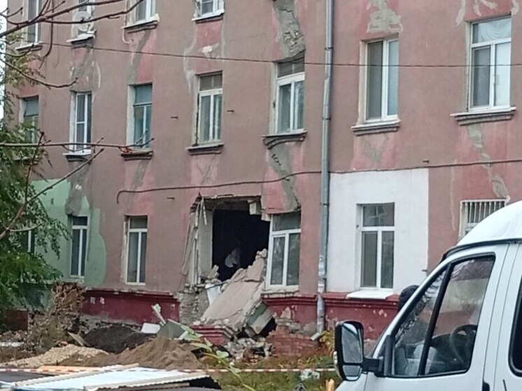 В Саратове обрушилась стена жилой пятиэтажки
