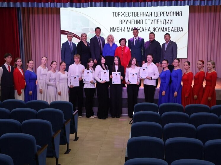В Омске учредили стипендию имени казахского поэта Магжана Жумабаева