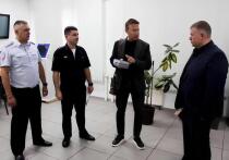 Чем именно занимается транспортная полиция? Это — специализированный орган, обеспечивающий безопасность людей на всех видах транспорта и в инфраструктуре (железная дорога, авиация, водный транспорт)
