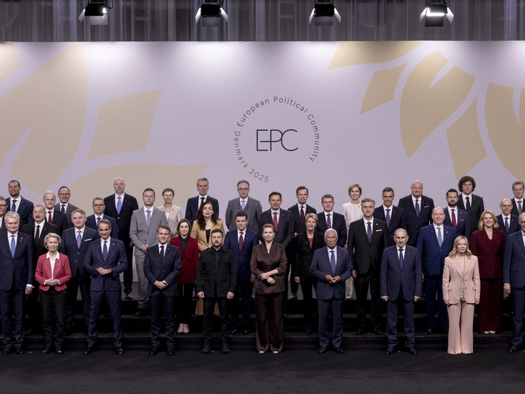 Лидеры стран ЕС могут прибыть на саммит Путина и Трампа только по туристической визе