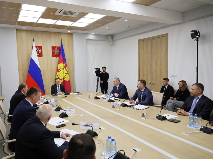 Вениамин Кондратьев провел совещание по вопросам развития пассажирских перевозок