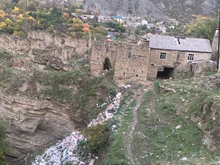 В горных селах Дагестана выявлены две несанкционированные свалки