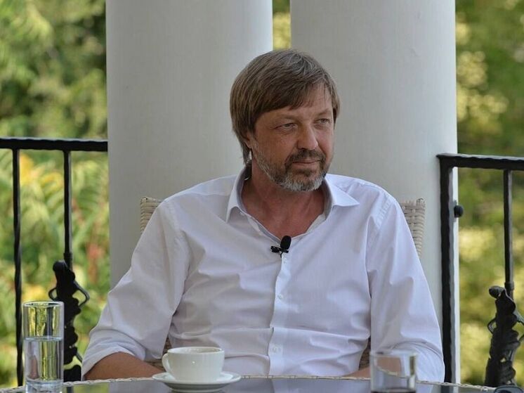 «Попытка ягненка доказать волку, что переедать на ночь плохо»: экономист Олег Николаев о просьбе бизнеса к правительству не вводить пошлину на маркировку