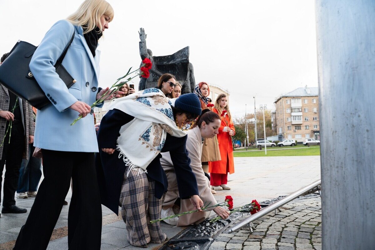 Участники автопробега «Дорогами Победы» посетили Тулу