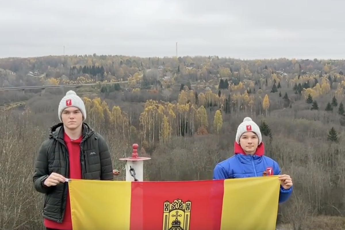 В Оленино отметили День герба и флага Тверской области