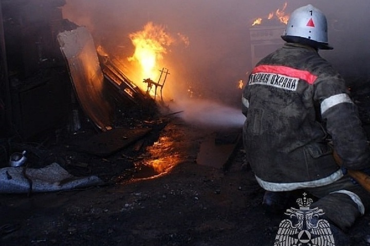 Incendi devastanti in Khakassia: cinque roghi in un solo giorno, conseguenze e sfide per la regione siberiana