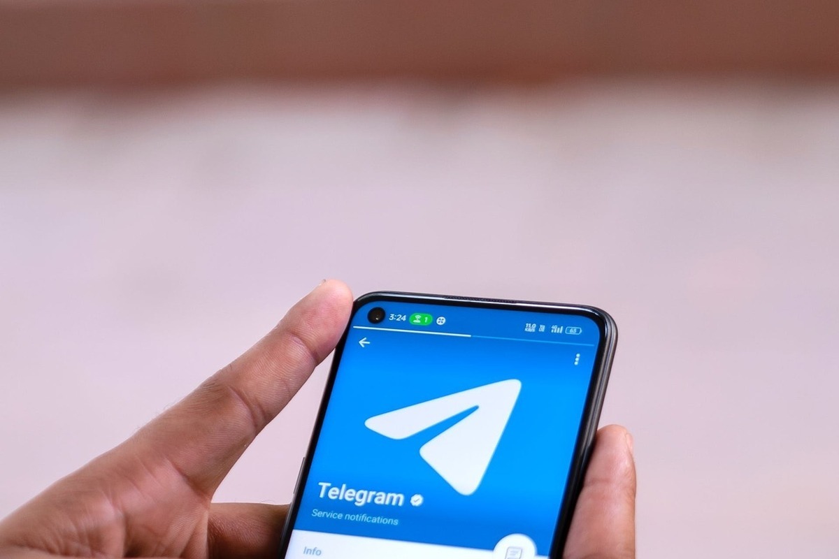 Ripristino delle funzionalità di chiamata su Telegram e WhatsApp per alcuni utenti russi: cosa significa per la libertà di comunicazione online