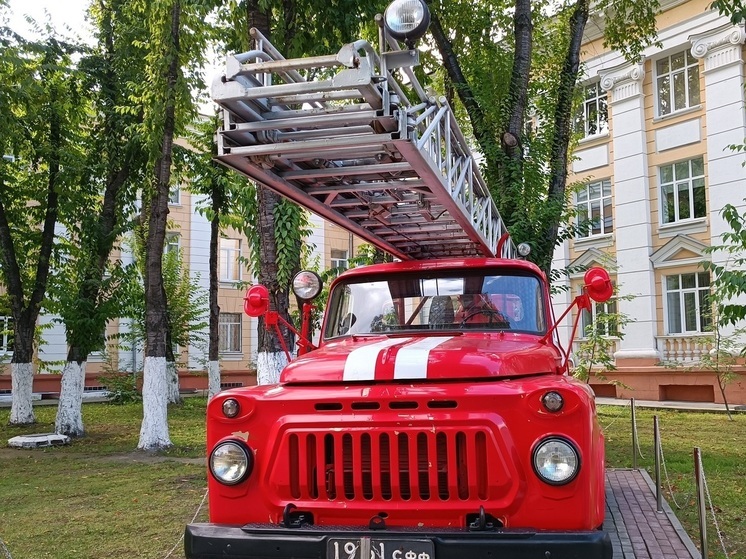 Человек пострадал при пожаре в частном доме в Серове