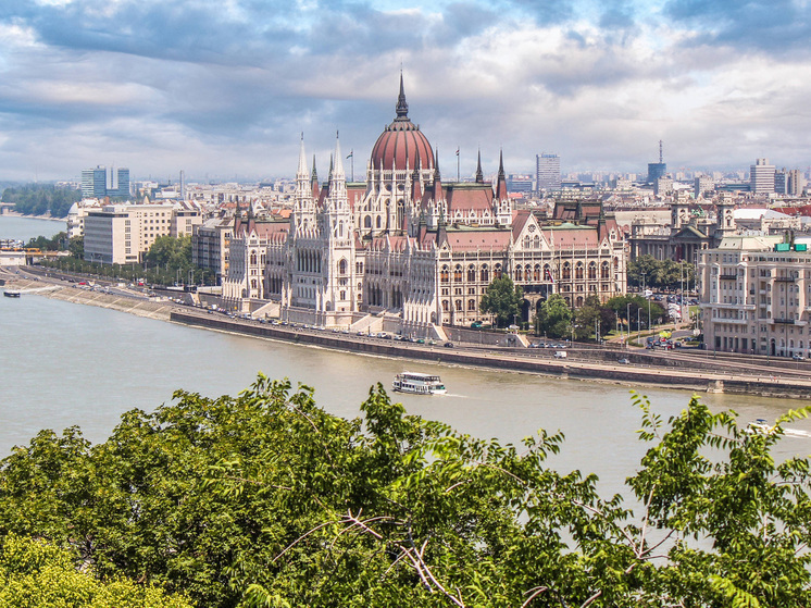 Главу польского МИД обвинили в избирательном отношении к решениям МУС