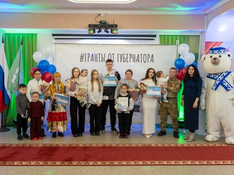 Еще 4 семьи в Аксарке улучшат жилищные условия благодаря региональной поддержке