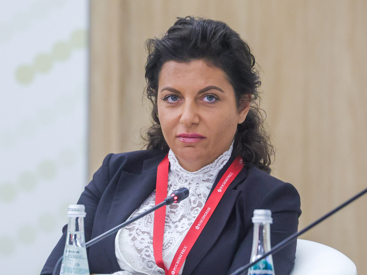 Известная российская журналистка Маргарита Симоньян, занимающая пост главного редактора международной медиагруппы RT, завершила начальный этап химиотерапии