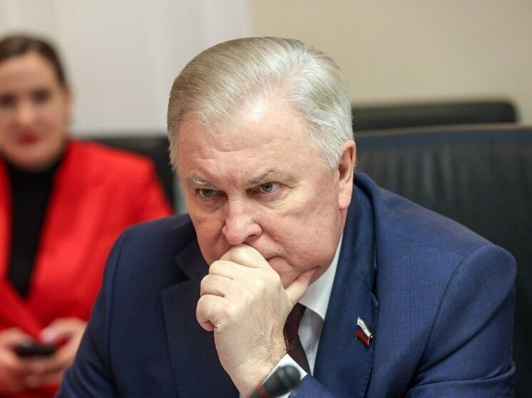 Алексей Цыденов поблагодарил Вячеслава Наговицына за работу на благо Бурятии