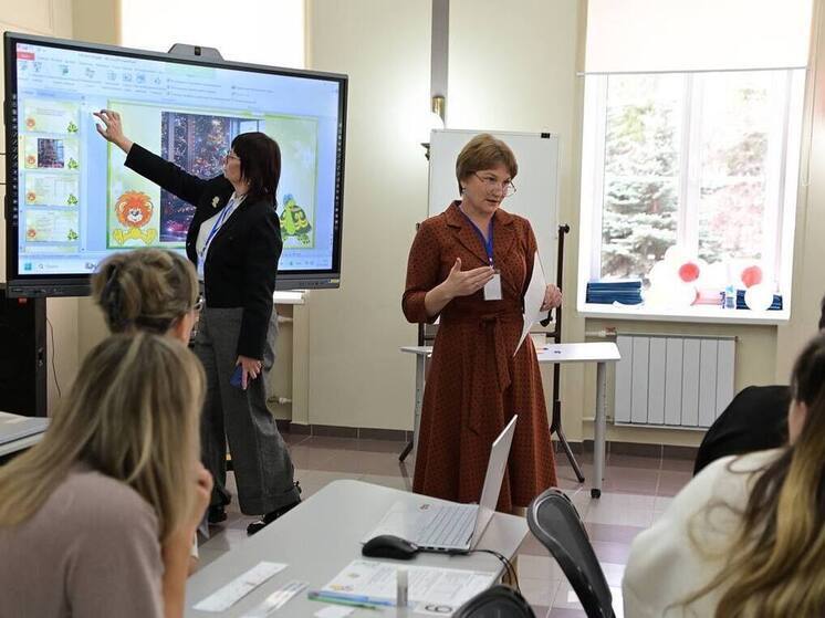 В институте развития образования прошёл очный тур областного конкурса «Современный Омский педагог» в номинации «Лучший учитель начальных классов»