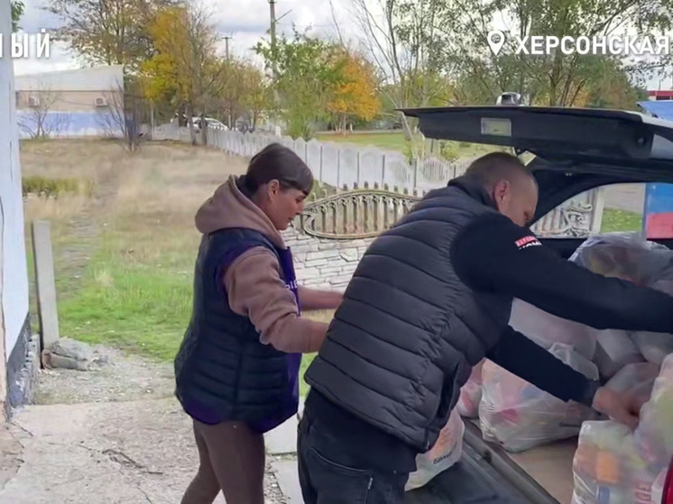Народный фронт доставил помощь в село Петропавловка Херсонской области