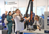 Современные 3D-принтеры, программируемые станки и роботы-манипуляторы — в Серпухове состоялось торжественное открытие уникальной мастерской роботизированной техники на базе Губернского колледжа