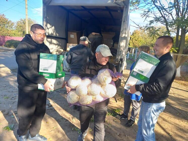 Представители Краснодарского края доставили гумпомощь в Каховский округ