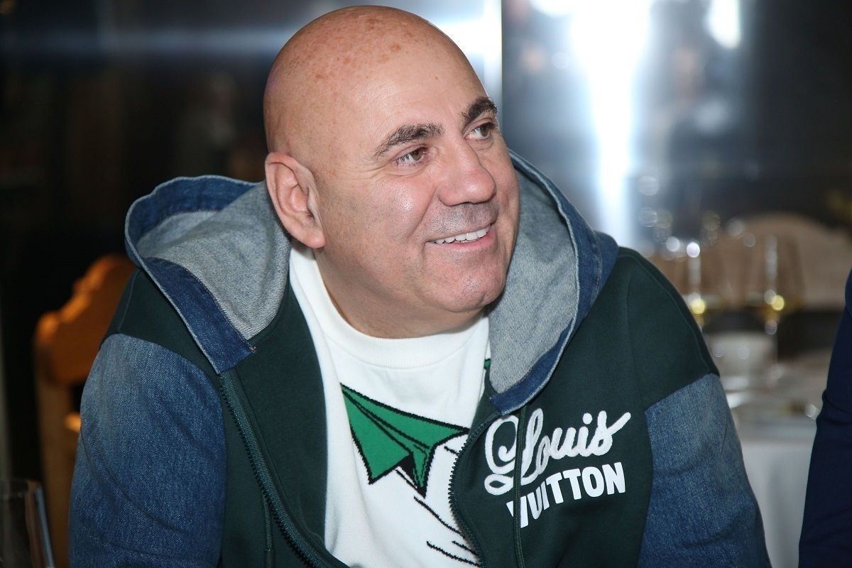 Российский продюсер высказался в поддержку Чеботиной после слов Резника