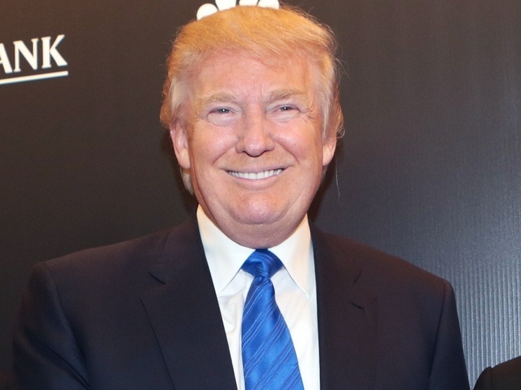 Эксперт Мирзаян: ЕС хочет «задобрить» Трампа, сделав его главой «Совета по вопросам мира»