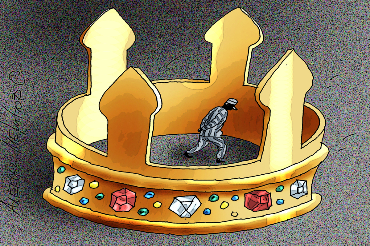 В Астраханской области осудили за взятку главу района