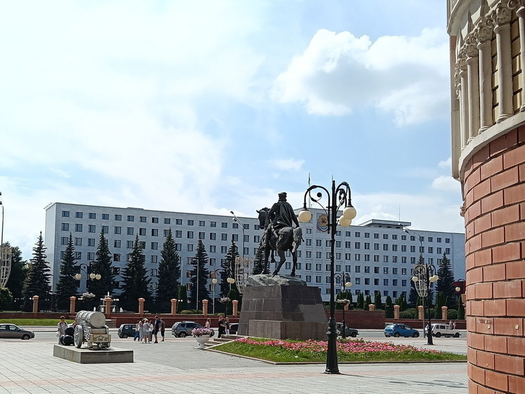 В Марий Эл в этом году реализуются 12 национальных проектов