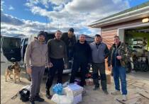 Представители инициативной группы «Уральцы для фронта» в своем Telegram-канале сообщили, что из Салехарда отправился очередной, уже 12-й, гумконвой с помощью для бойцов спецоперации 