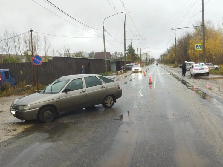 В Орле на Раздольной автомобиль сбил пешехода