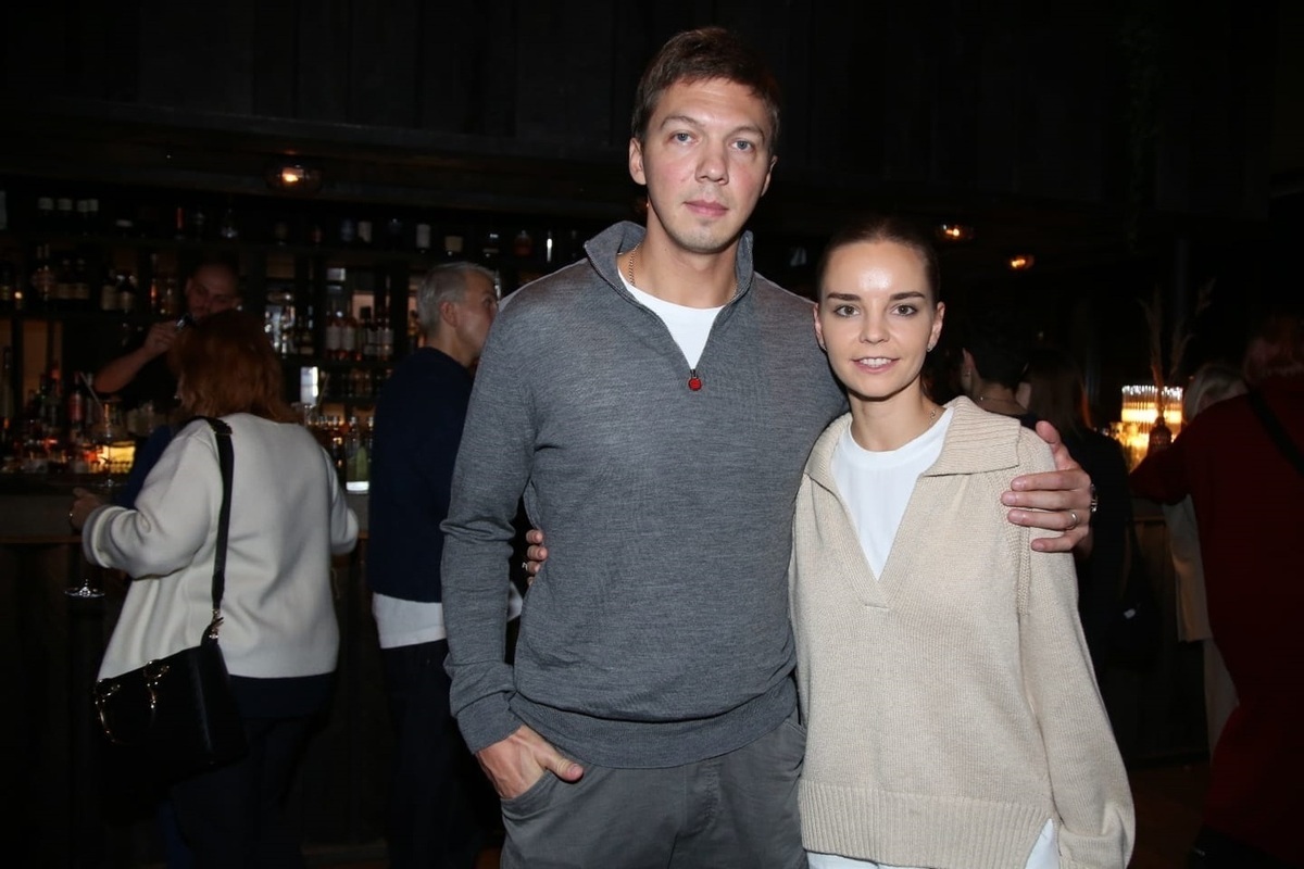 Dina Averina e Dmitrij Solov'ëv fanno il loro debutto pubblico come coppia sposata