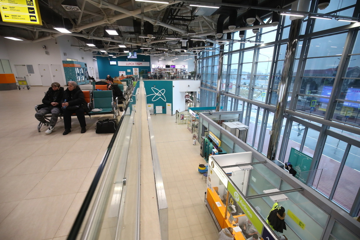 Aeroporto di Volgograd in lockdown: la minaccia dei droni sulla sicurezza aerea