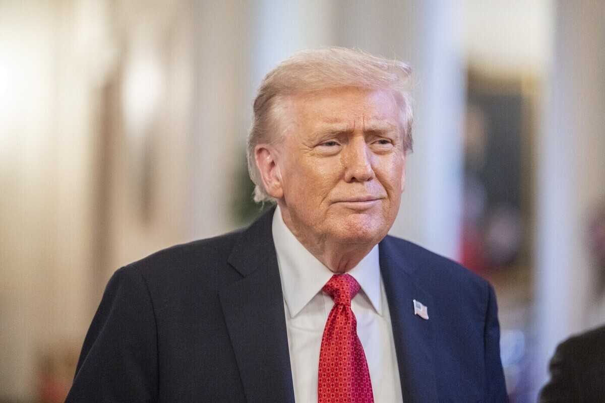 Trump introduce nuove sanzioni contro la Russia: cosa significa per le relazioni internazionali