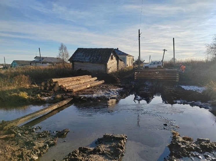 В старинном поморском селе Карелии начали ремонтировать мост