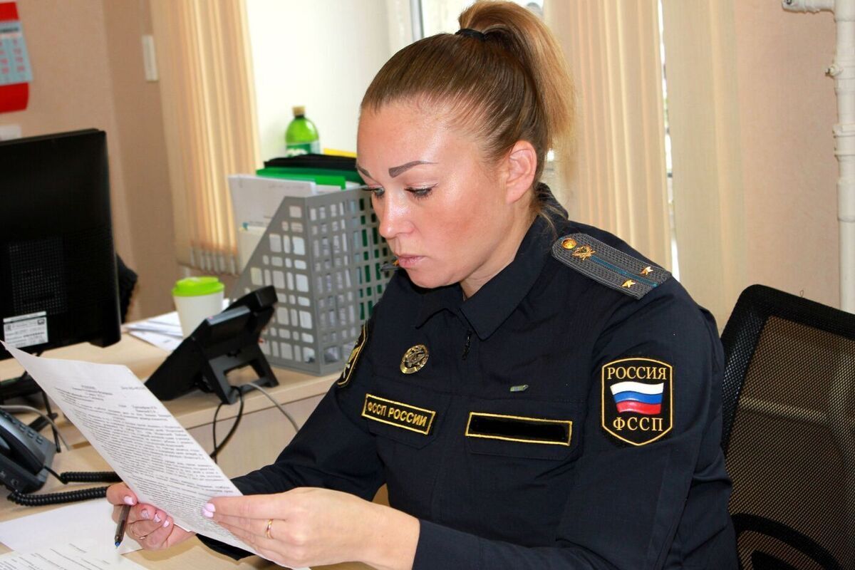 Смоленские судебные приставы прекратили самозахват земельного участка