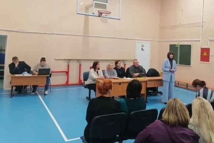 Руководителя школьной столовой в Прионежье уволили после скандала