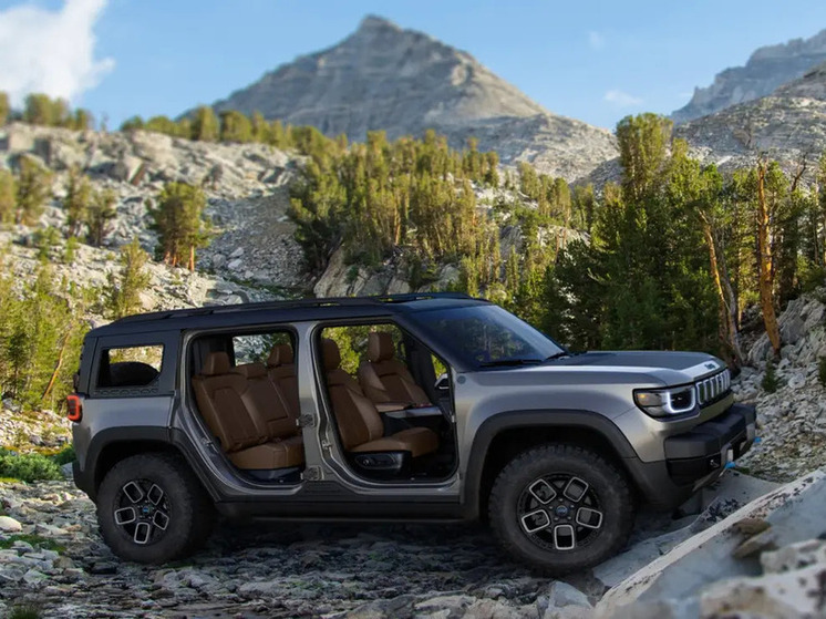 Прошел анонс нового внедорожника Jeep Recon: авто сняли на официальные фото