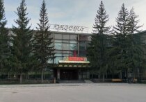 Творческие центры и дома культуры – важные места притяжения жителей Кузнецка. Здесь проходят занятия для детей и взрослых, работают кружки и коллективы, реализуются культурные проекты. От состояния таких учреждений напрямую зависит комфортность занятий кузнечан творчеством.