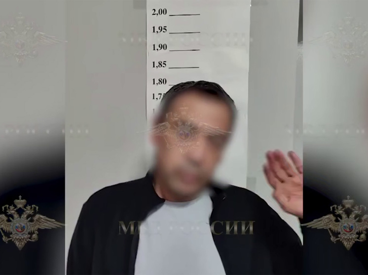 Пассажиры автобуса, где работал водитель-извращенец, рассказали о новых безобразиях